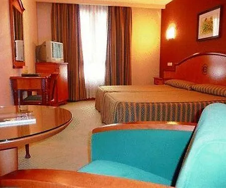 Hotel Sercotel Ciudad De 4*