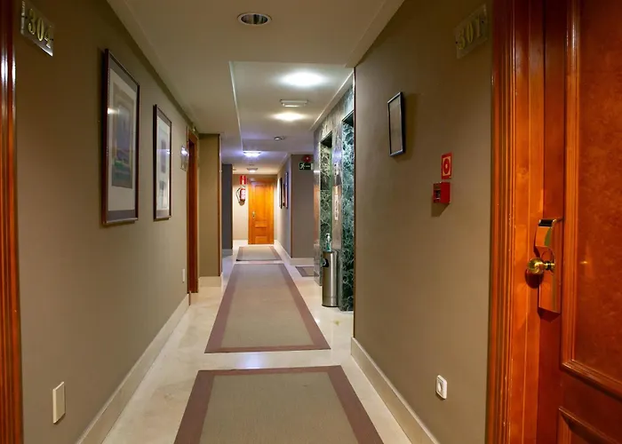 Hotel Sercotel Ciudad De 4*