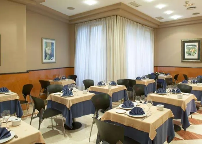 德城奥维多酒店 奥维耶多